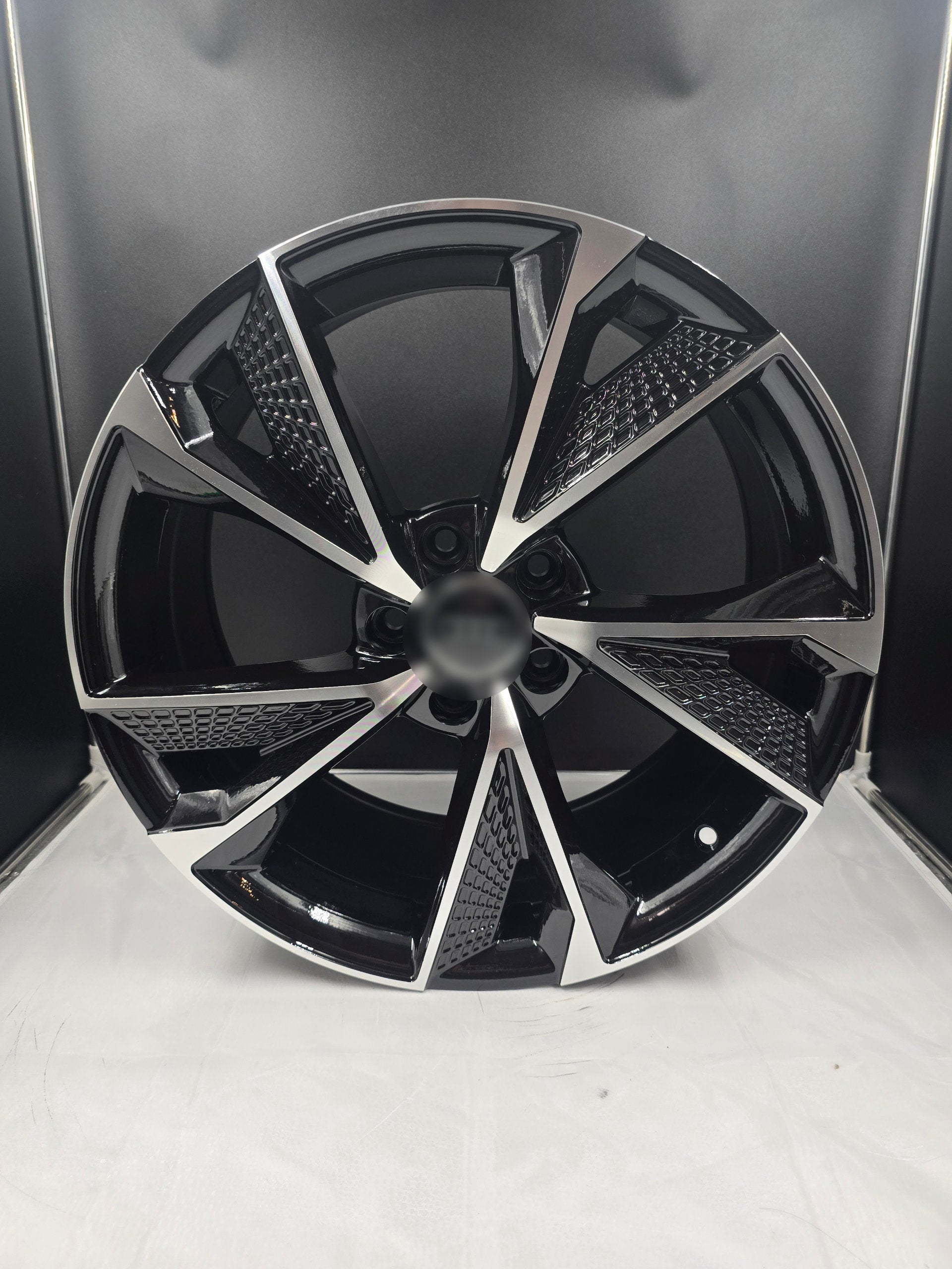 11G-017 BMF 20*9.0