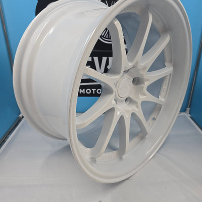 11G-009 White